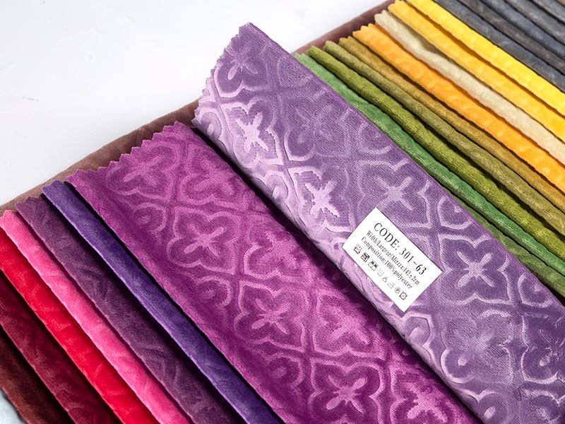 İç tasarım için üst düzey boyalı kabartmalı kadife kumaş